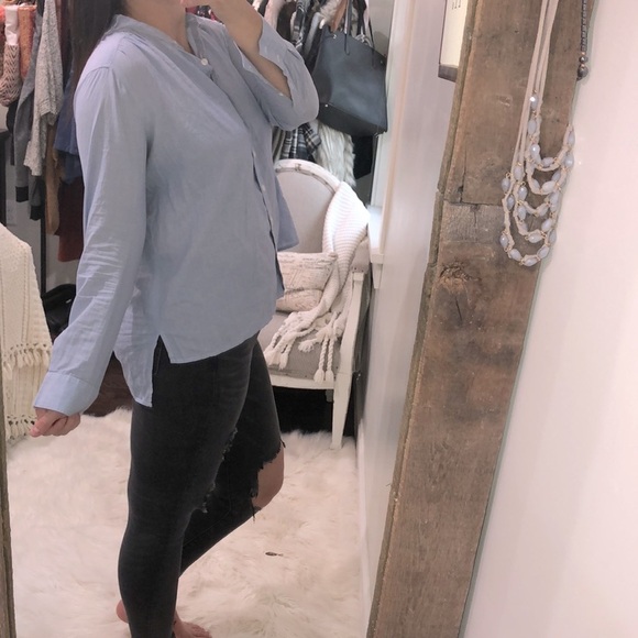 Ann Taylor size small blue hi low button down top - Picture 3 of 6